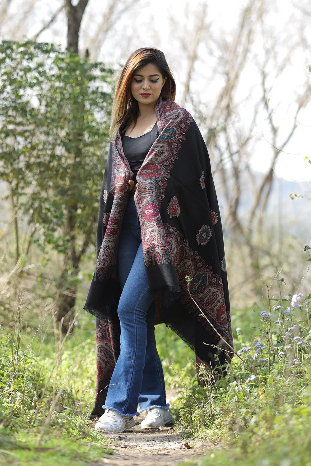 Exotic Charcoal Black Colour Shawl With Flower Pattern Style Bold And Dense Border Gives Rich And beautiful Look.