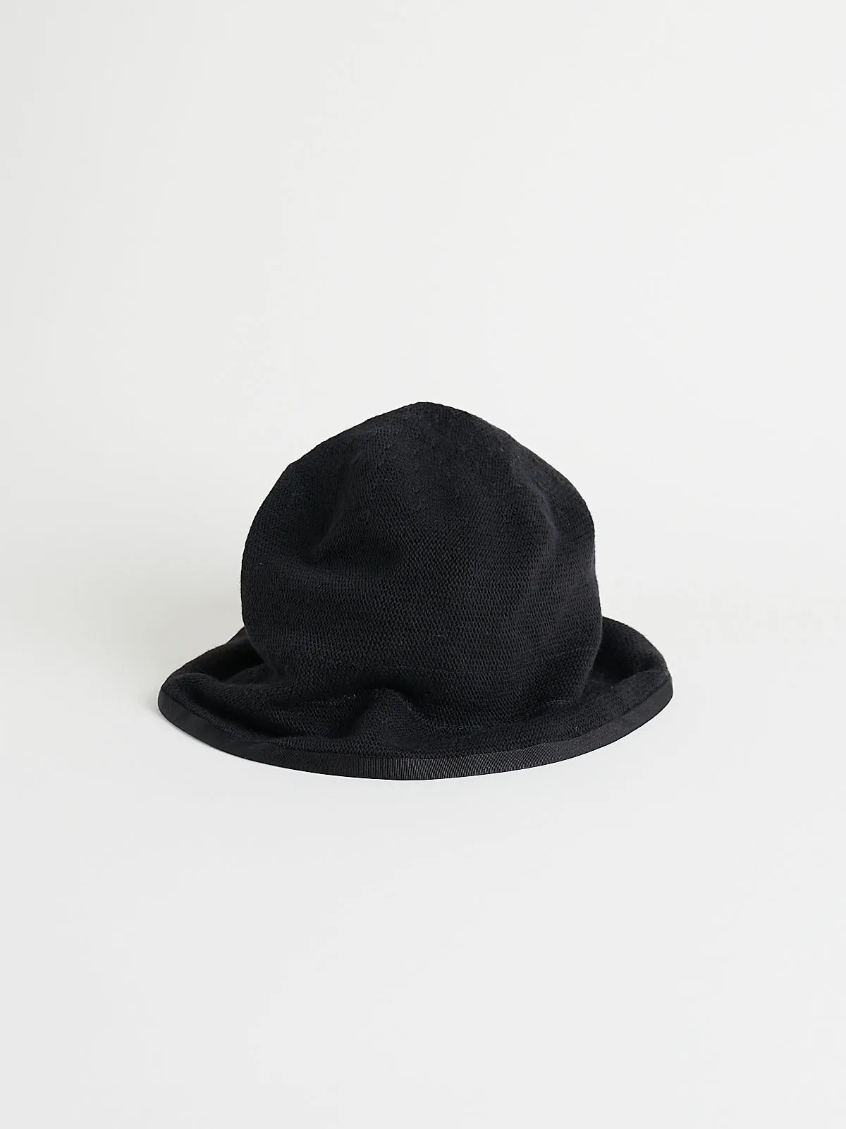 Soft Traveller Cut "RB" Hat in Black