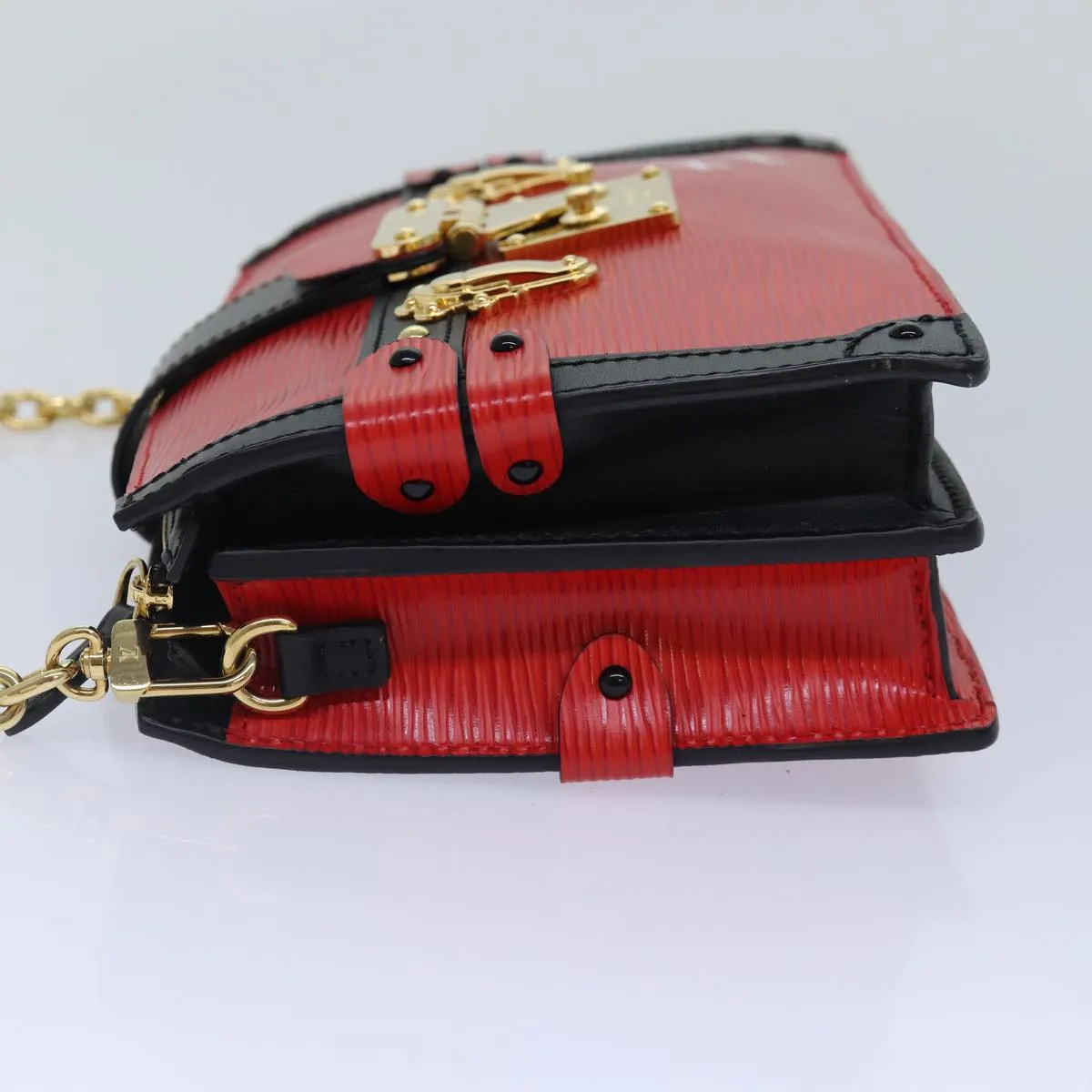 Trendy Inspired Louis Vuitton Epi Trunk Clutch Shoulder Bag Red Black M51697 Lv Auth Ar12517a