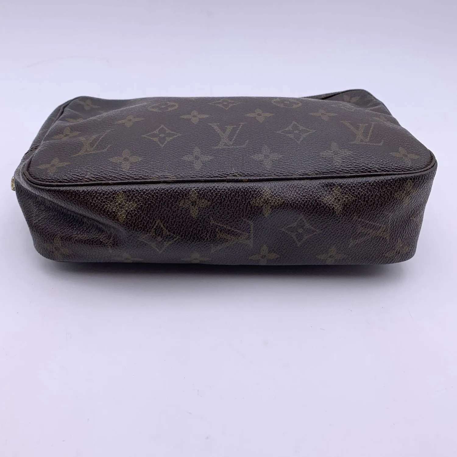 Trendy Inspired Louis Vuitton Vintage Monogram Toiletry Trousse 23 Cosmetic Bag